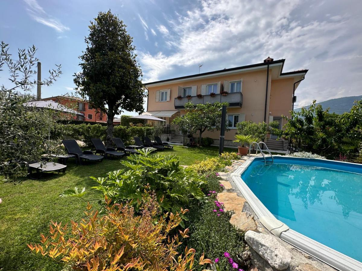 B&B La Magnolia Caprino Veronese Exterior foto