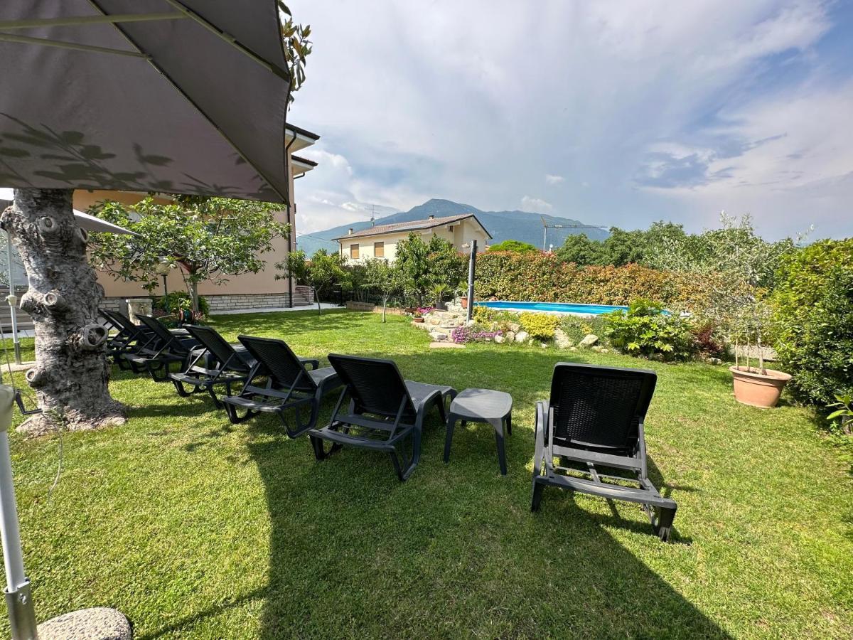 B&B La Magnolia Caprino Veronese Exterior foto