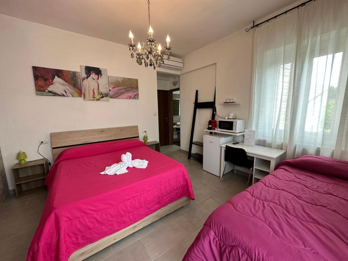 B&B La Magnolia Caprino Veronese Exterior foto